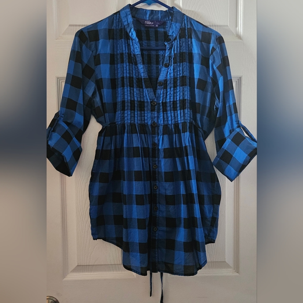 Miley Cyrus Plaid 3/4 Sleeve Top